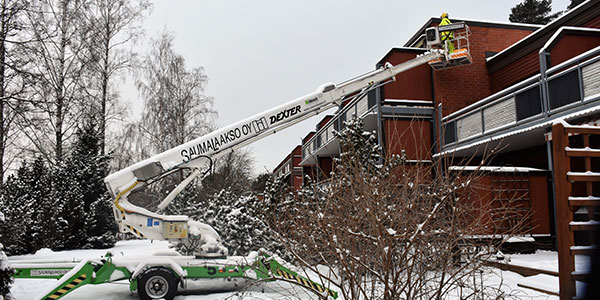 artikkelikuva: Julkisivut ja parvekkeet kuntoon talviaikaan