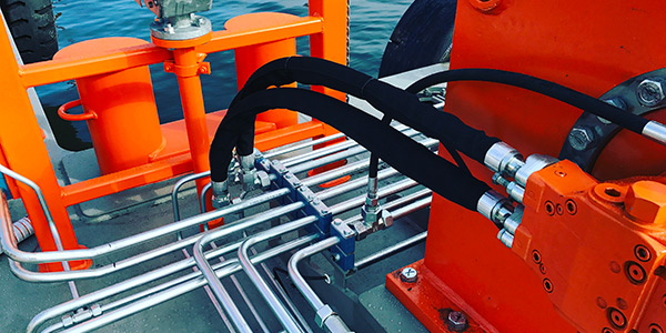 artikkelikuva: Averfin Delivers Hi-Tech Hydraulics for Maritime