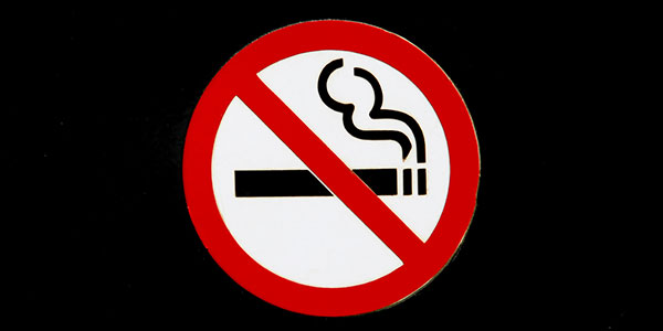 artikkelikuva: Kannattaako hakea tupakointikieltoa taloyhtiöön?