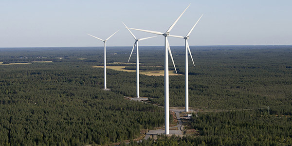 artikkelikuva: Suomen tuottavimmat tuulivoimalat tuottivat lähes 50 % hyötysuhteella