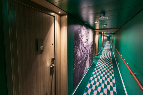 article picture: Ship doors are becoming intelligent