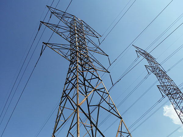 artikkelikuva: Hallitus haluaa muuttaa sähköverkkoyhtiöiden sääntelyä – vaarantuuko toimintavarmuuden parantaminen?