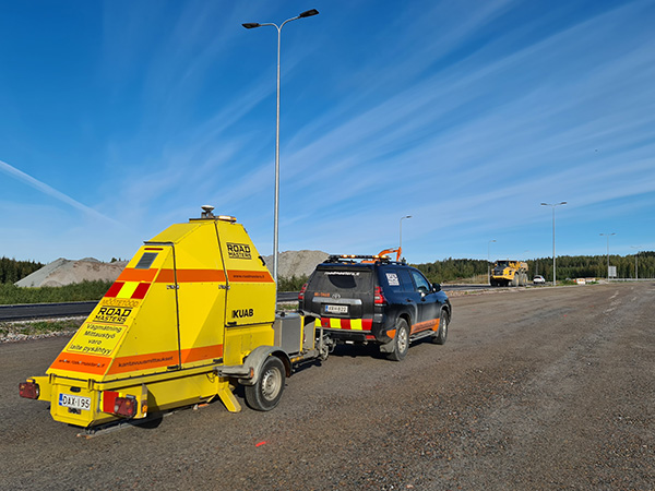 artikkelikuva: Kestääkö tiestö raskaat kuljetukset?