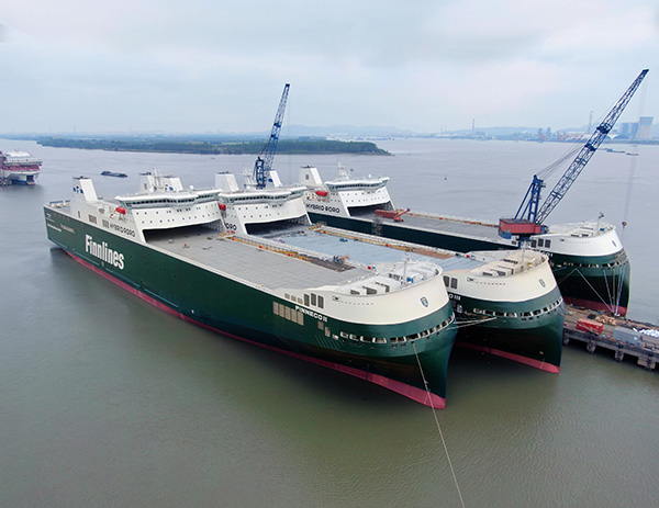 artikkelikuva: Three hybrid ro-ro vessels ready to fly the finnish flag