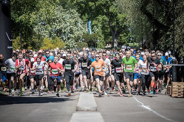 artikkelikuva: Yritysmaratonviesti – juoksemisen ja yhdessäolon iloa hyvän asian puolesta