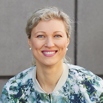 artikkelikuva: Alaston apina hybridityössä